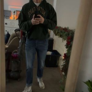 Meet your Posher, Evan